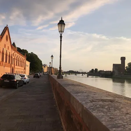 Sonnino House Apartman Pisa
