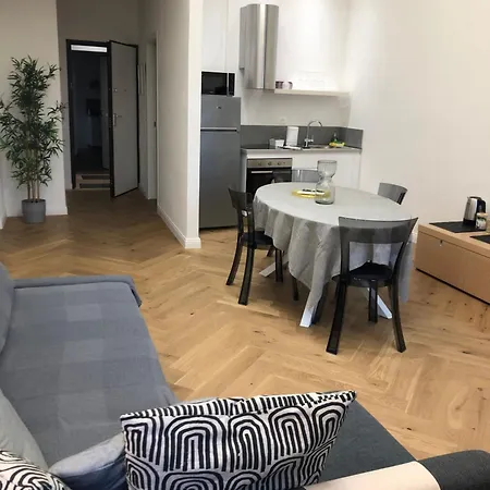 Sonnino House Apartman