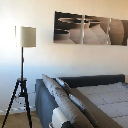 Sonnino House *
