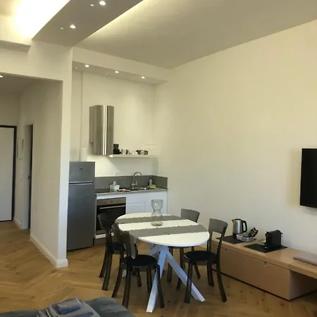 Apartman Sonnino House *